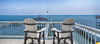 Seneca Memories: Luxury Lakeside Home on Seneca Lake!