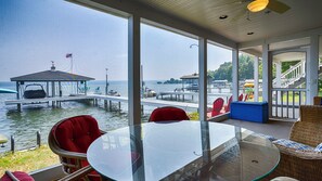 Outdoor dining - Seneca Memories: Luxury Lakeside Home on Seneca Lake! (Penn Yan)