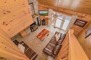 Fernseher, Kamin, DVD-Player, Tischtennisplatte