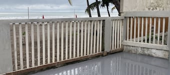 Cocal Jaco Beachfront 4 Bedroom House