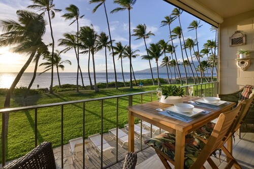 Breathtaking ocean views!! Steps to the beach!! Recently remodeled!!