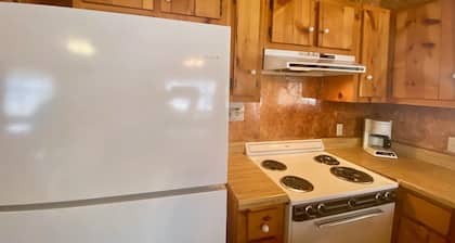 Float 2 Cabin! Comanche Crossing, Private River Access, Near Music Venues!