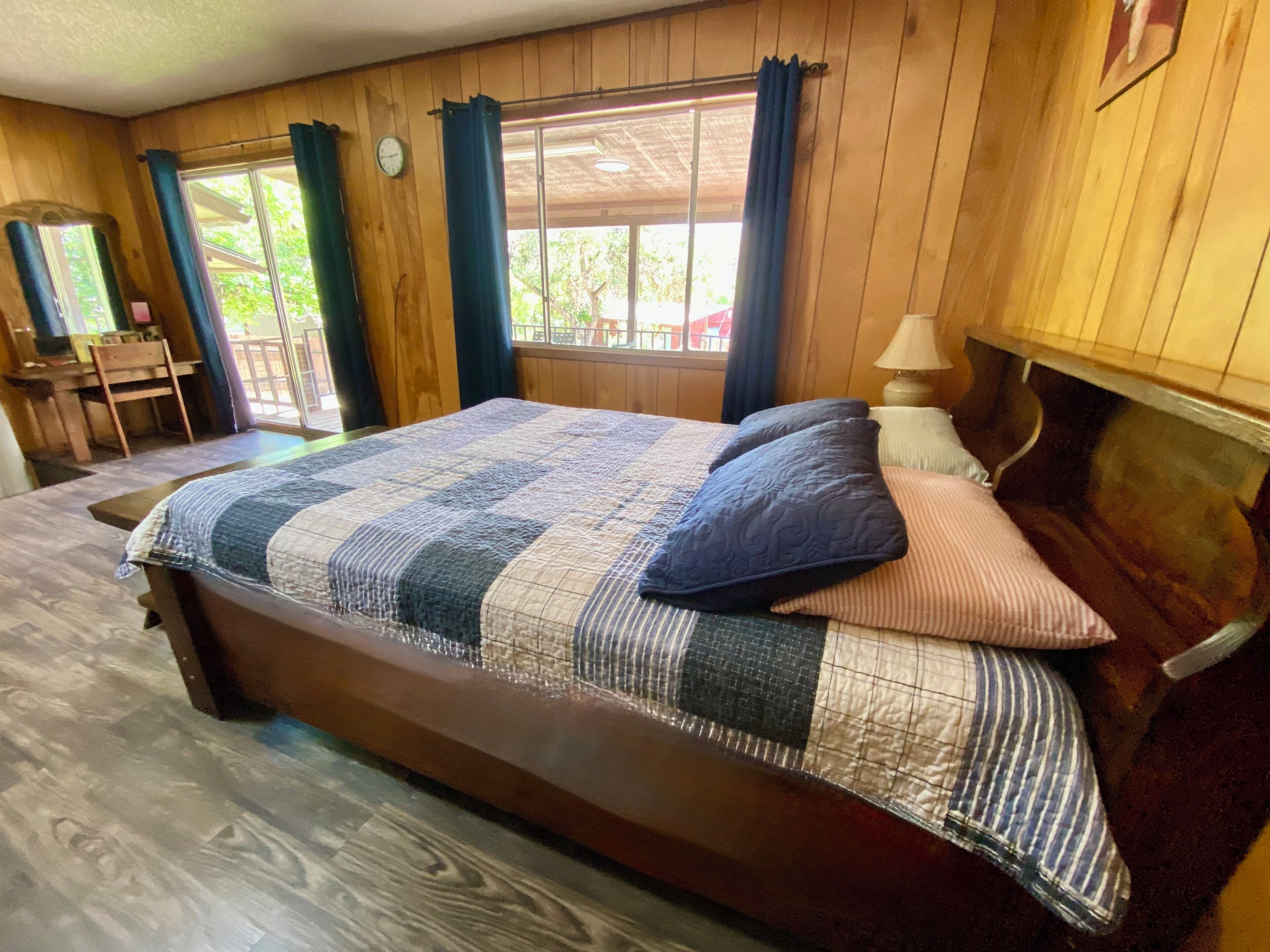 2 bedrooms