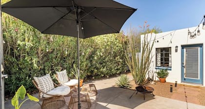 Spanish Bungalow Casita With Tucson Charm