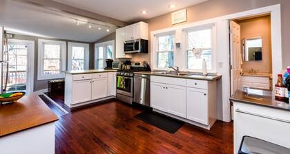 (2026 OPEN!) New Buffalo Home With Private Heated Pool and Hot Tub!