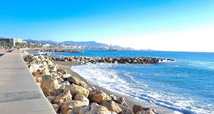 BEAUTIFUL ACCOMODATION ON AGRITOURISME NEAR NICE ANTIBES CANNES