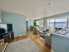 智能電視、書籍