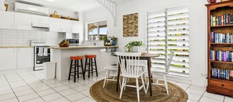 Affordable Cairns Getaway: Cosy, Convenient, and Full of Charm