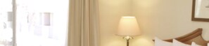 Deluxe Condo - Tahiti Resort (Las Vegas)