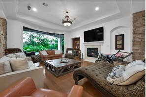 Smart TV, offices, computer monitors, printers