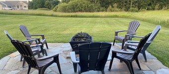 COZY COMFORTABLE HOME - GREAT LOCATION TO ENJOY TRAVERSE CITY AREA