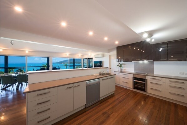 Microwave, oven, dishwasher