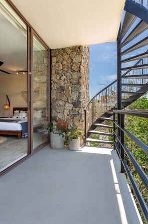 In-room safe, blackout drapes, free WiFi, bed sheets