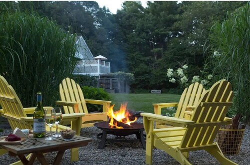 The Lantern Hill House: Rustic Luxury for Nature Lovers; Minutes to Mystic, CT