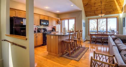 Rock Pond Condo 75 | Beautiful end unit at Saddleback