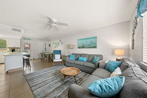 Smart TV, reproductor de DVD, biblioteca musical y videoteca 