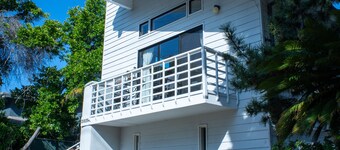 Large luxury studio with view in of golf course ,