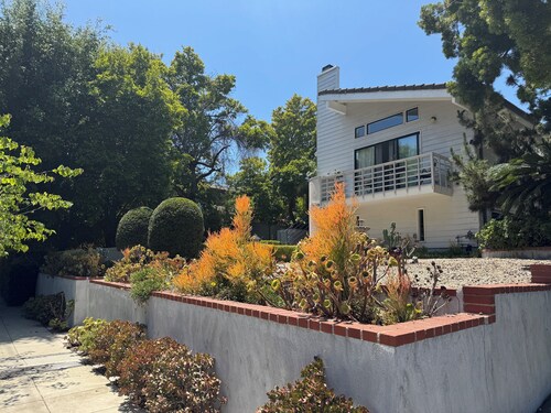 Large luxury studio with view in of golf course ,