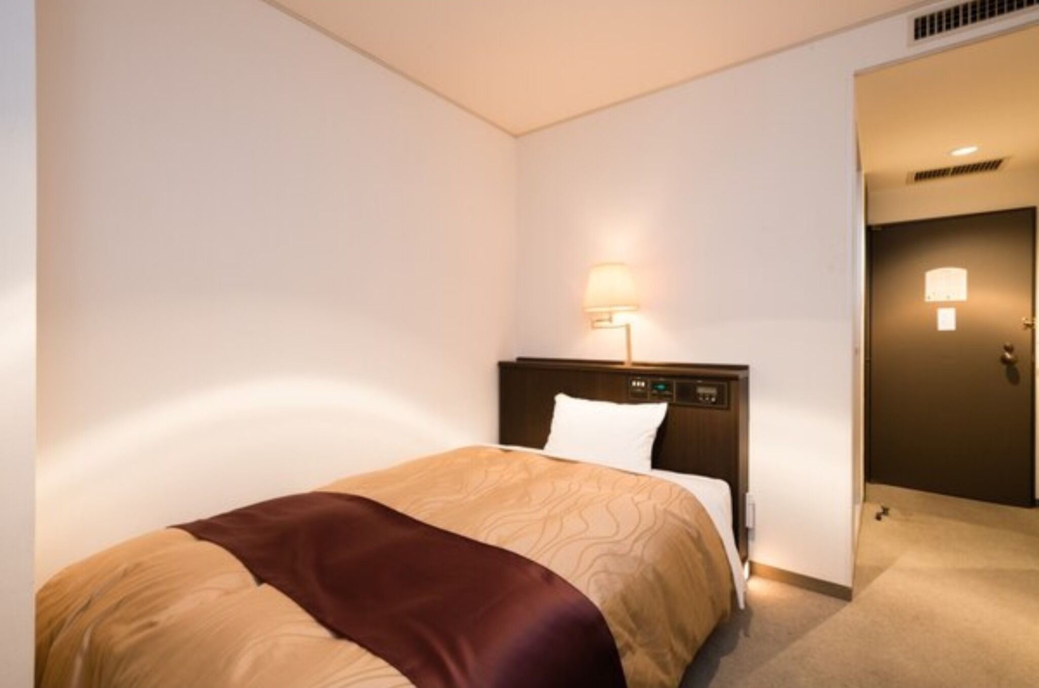 1 bedroom, desk, free WiFi, bed sheets