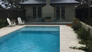 Udendørs pool, opvarmet pool