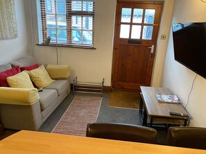 Fernseher, Kamin