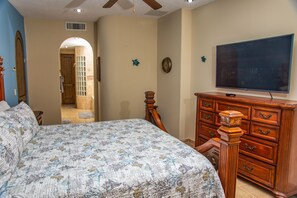 2 dormitorios, tabla de planchar con plancha, wifi gratis y ropa de cama