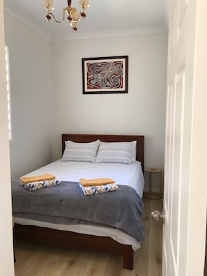 2 Schlafzimmer, Zimmersafe, Bügeleisen/Bügelbrett, Reisekinderbett