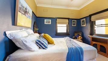 1 bedroom, iron/ironing board, free Internet, bed sheets