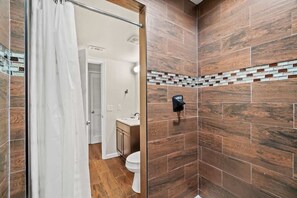 Bañera y secador de pelo