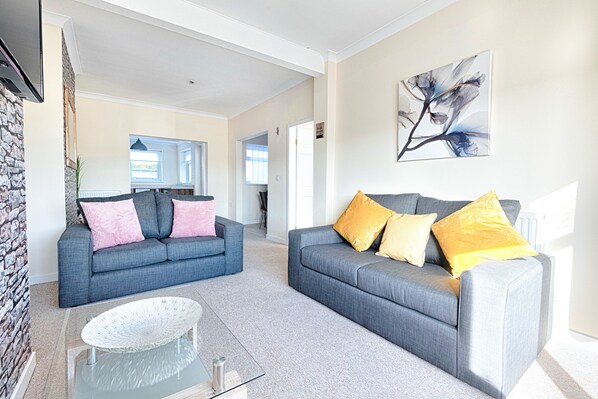 Maison | Aire de séjour | Téléviseur à écran plat