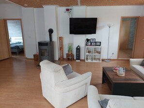 TV connectée, cheminée