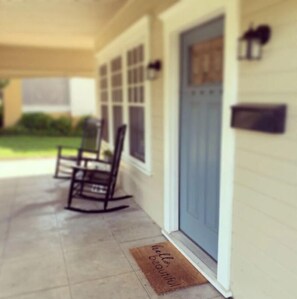 Exterior detail - Baylor Football Season Ready! Take TWO streets to Downtown & Magnolia Silos!  (Waco)