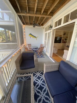 Smart TV, books, stereo - Beach Bums: Ultimate Coastal Retreat, Elevator (Edisto Island)