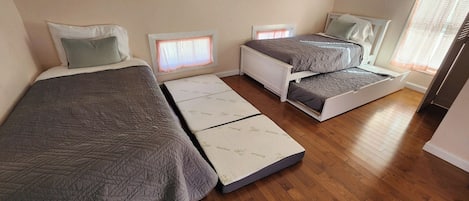 3 chambres, fer et planche Ă repasser, lit parapluie, Wi-Fi gratuit