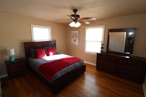 4 habitaciones, tabla de planchar con plancha y wifi gratis