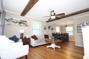 Smart TV, videojuegos y futbolito