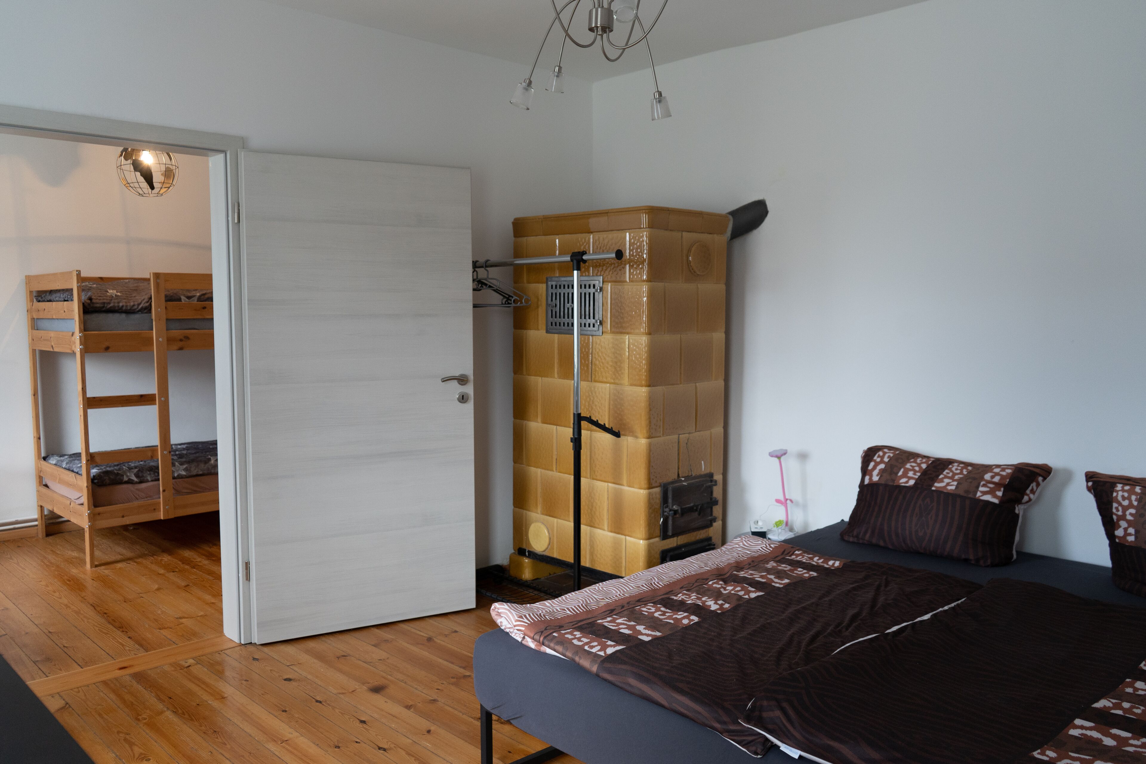 3 quartos, Wi-Fi de cortesia, roupa de cama