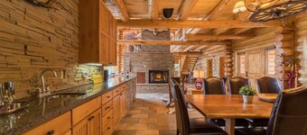 Epic 5000 Sq Ft Stagecoach Lodge