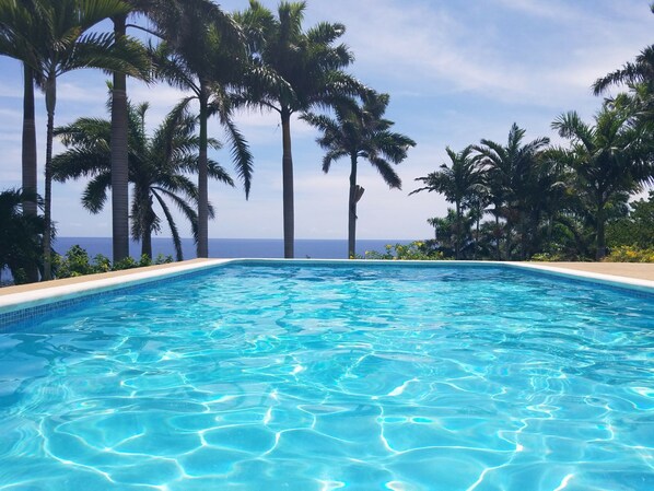 Piscina all'aperto