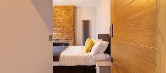 Bondgate Hotel East Midlands Airport