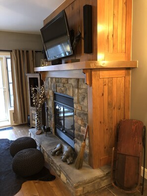 Interior - Cozy Condo in the Heart of Mont Tremblant Resort                (Mont-Tremblant)