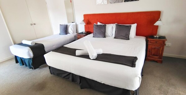 1 bedroom, iron/ironing board, WiFi, bed sheets