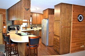 Fridge, microwave, oven, stovetop - Stunning Sunrises from spacious Big Round Lake Cabin (Hayward)
