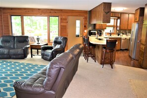 Interior - Stunning Sunrises from spacious Big Round Lake Cabin (Hayward)