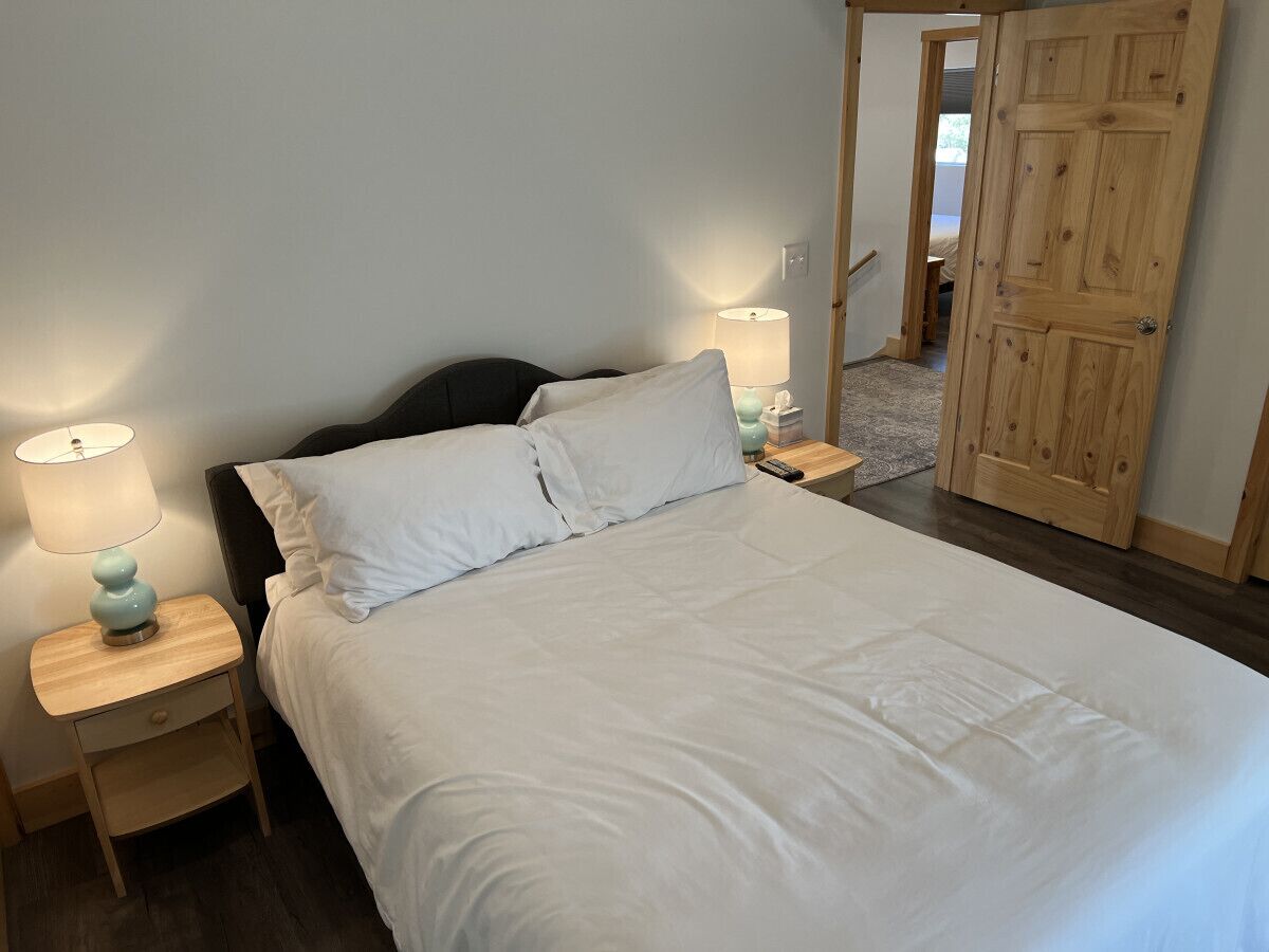 3 chambres, bureau, Wi-Fi gratuit, draps fournis