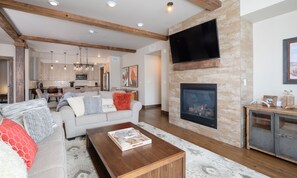 Smart TV, fireplace, stereo
