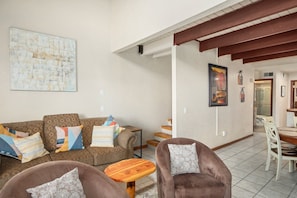 Smart TV, fireplace, table football, ping pong