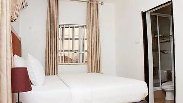 Premium Room | Premium bedding, memory foam beds, desk, laptop workspace