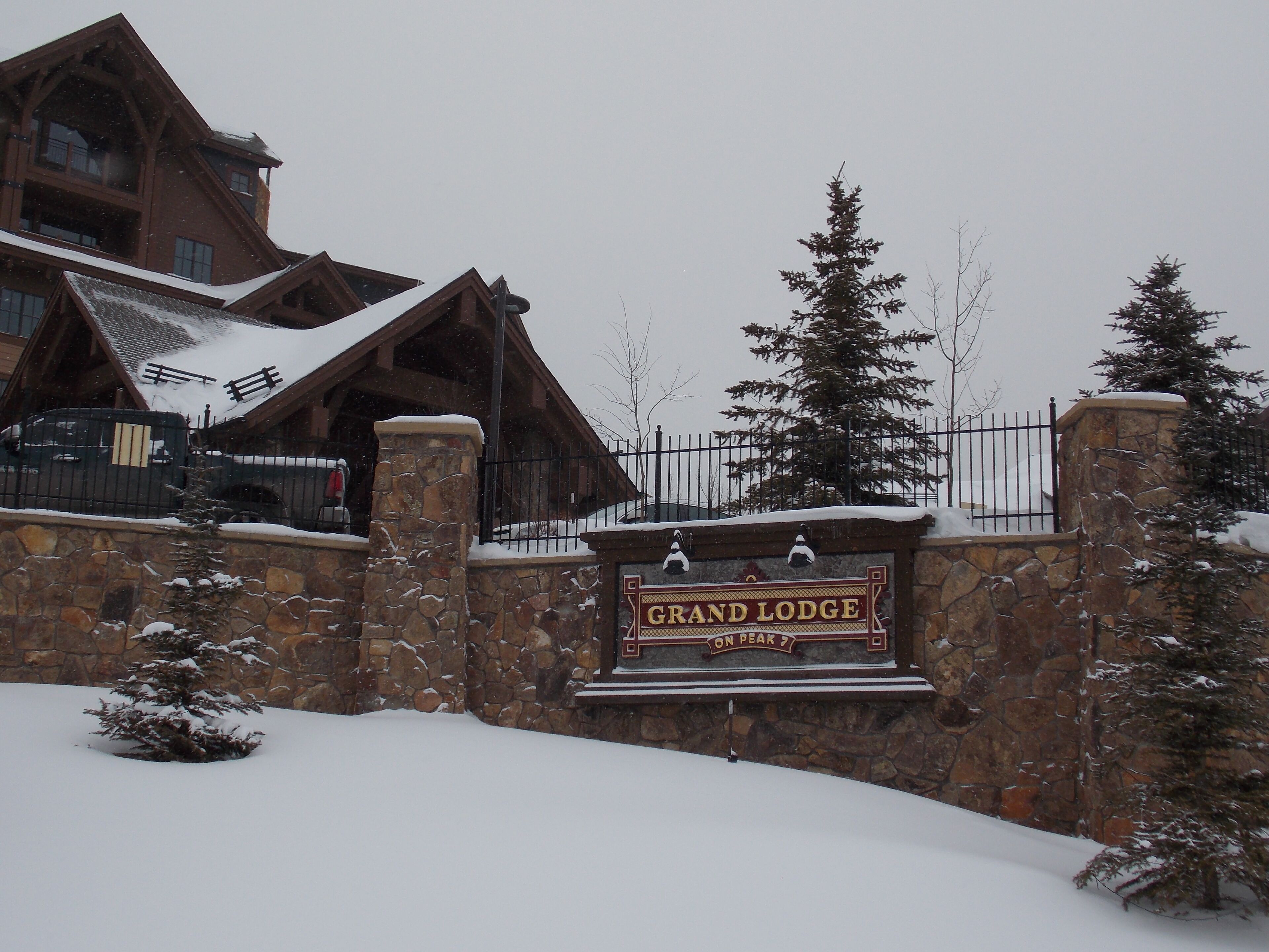 Grand Lodge @ Peak 7 Units 1406 A  Ski-in/out 1 BR Luxury Ski Condo with Locker