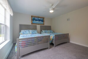 3 habitaciones, tabla de planchar con plancha y wifi gratis 